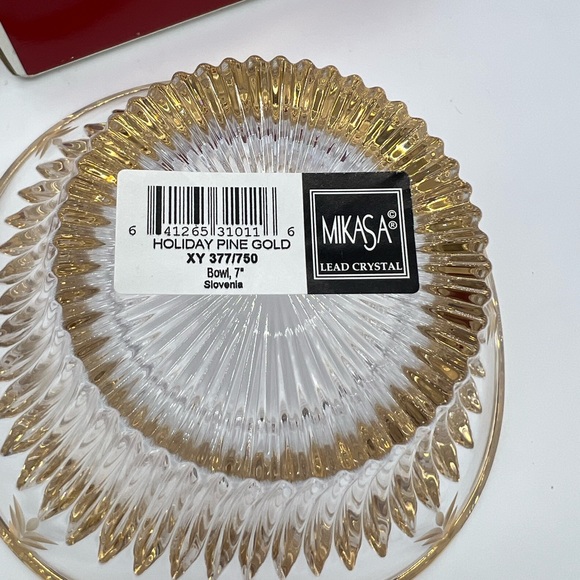 MIKASA HOLIDAY PINE GOLD BOWL - Picture 9 of 13